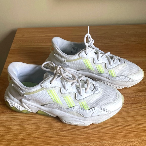 Adidas Originals Ozweego - Picture 1 of 4